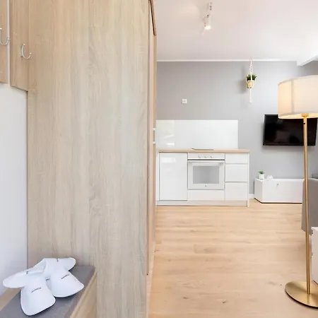 Dom Na Wczasowej By Renters Prestige Apartmán *