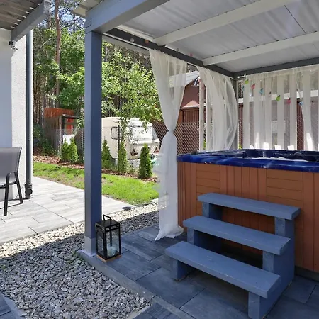 Dom Na Wczasowej By Renters Prestige Apartmán *